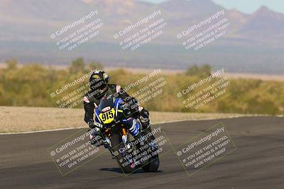 media/Oct-29-2022-CVMA (Sat) [[14c0aa3b66]]/Race 11 Amateur Supersport Open/